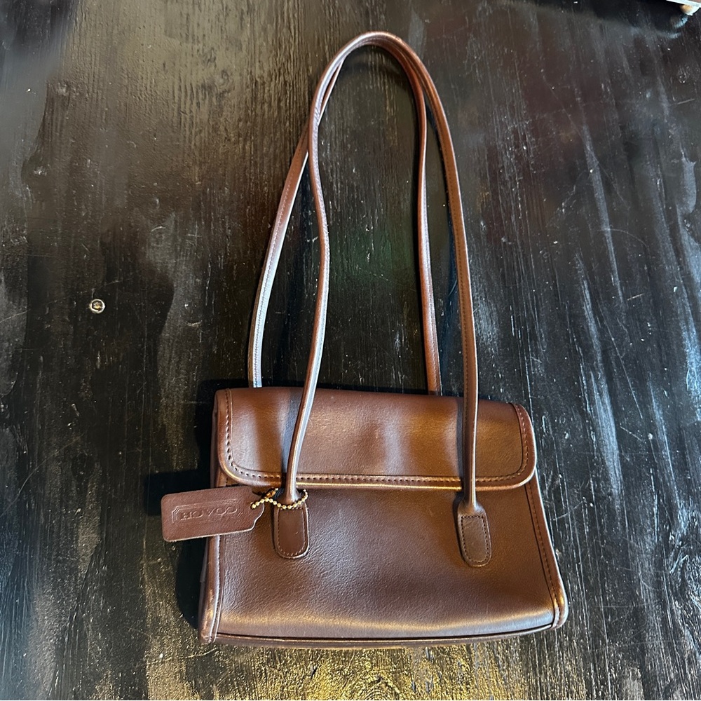 SOLD Vintage coach bag in great condition